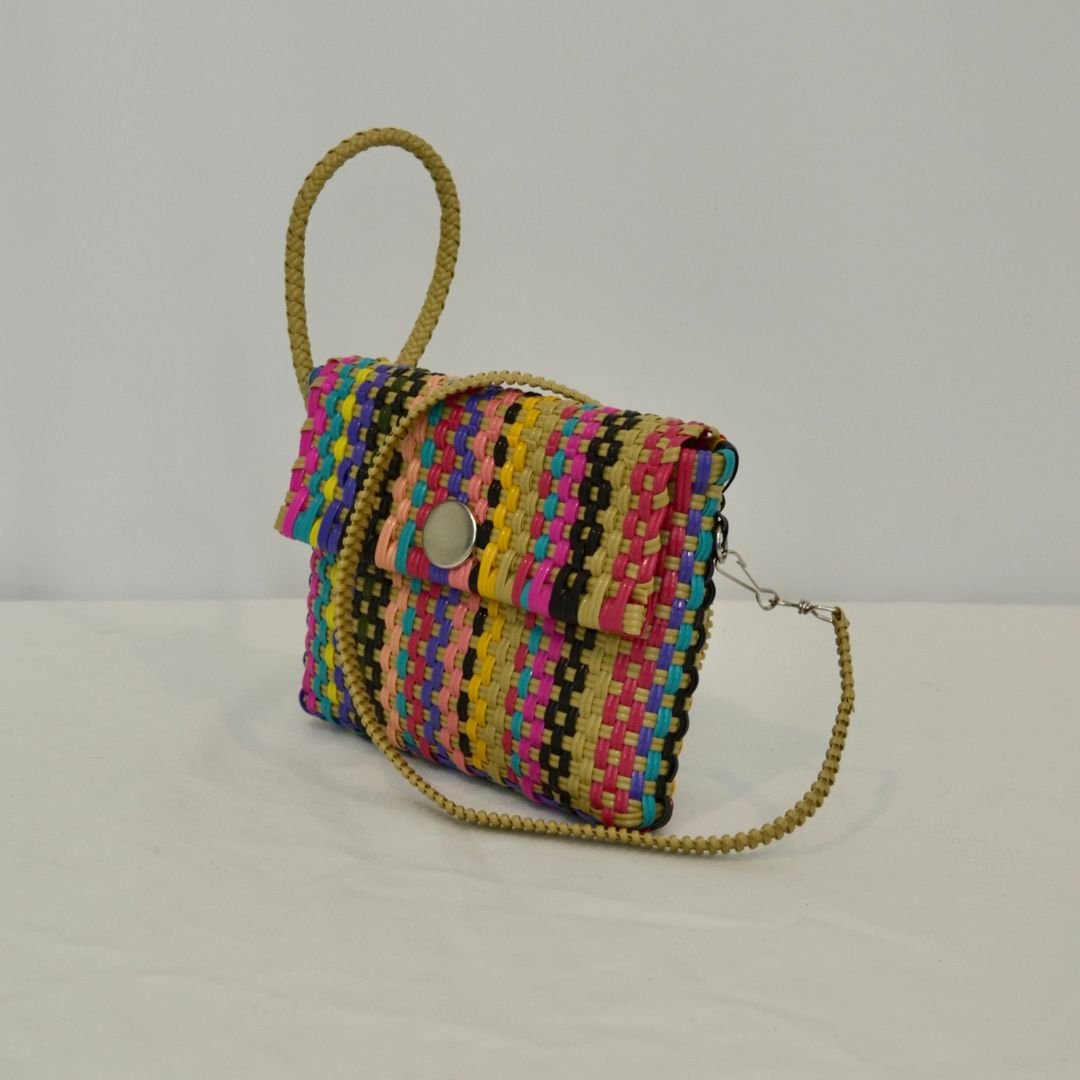 Clutch artesanal con correa - Bolsa Artesanal Mx